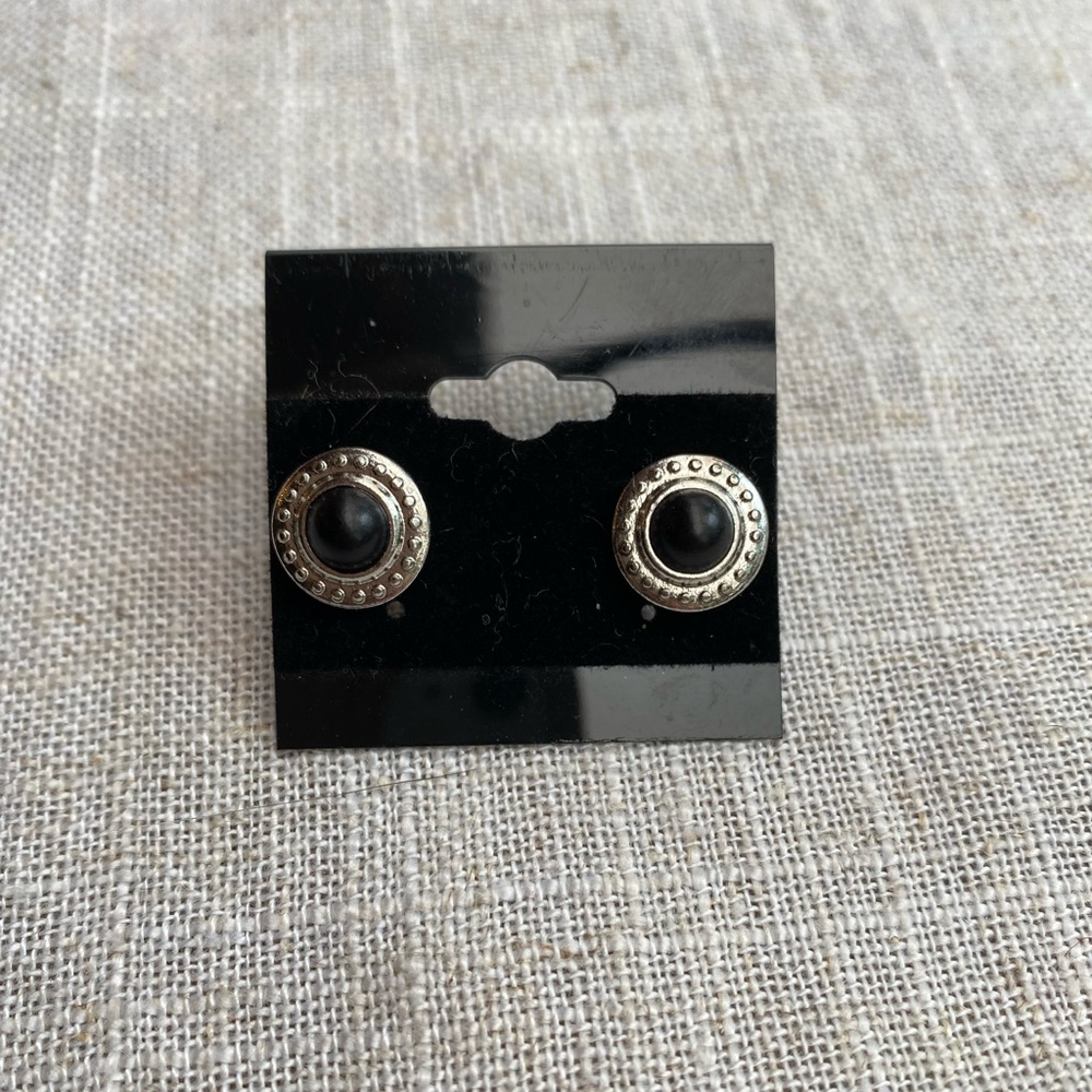 Simple Stud Earrings